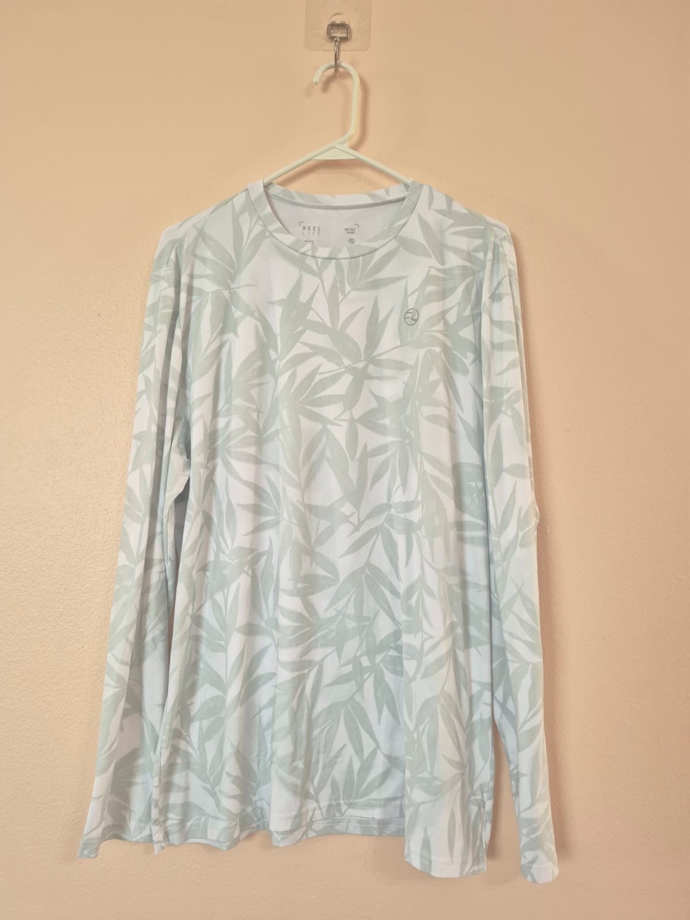 Reel Life Women Tees Long Sleeve Size L